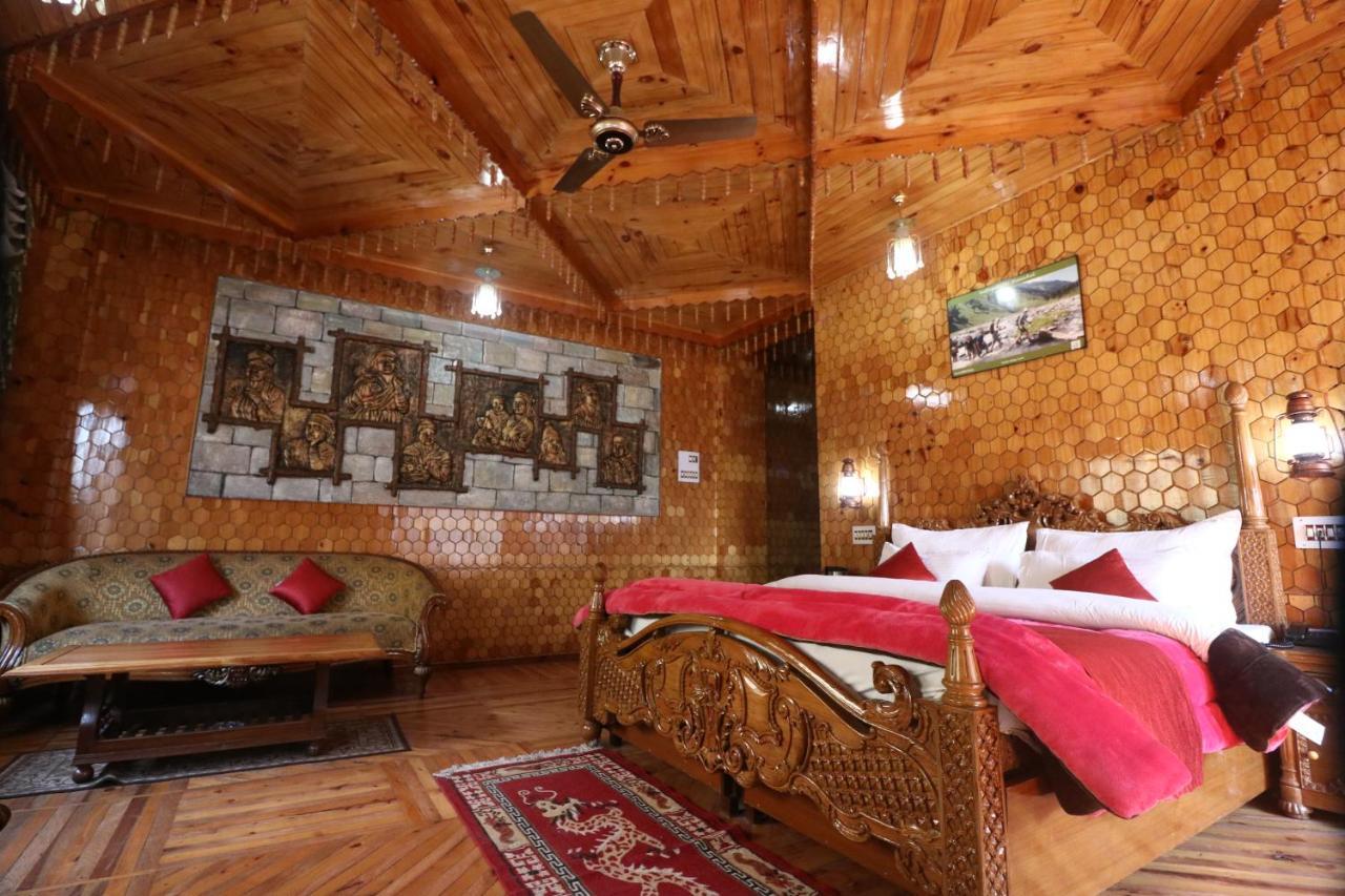 Hotel Royal Palace Kasol Exterior photo