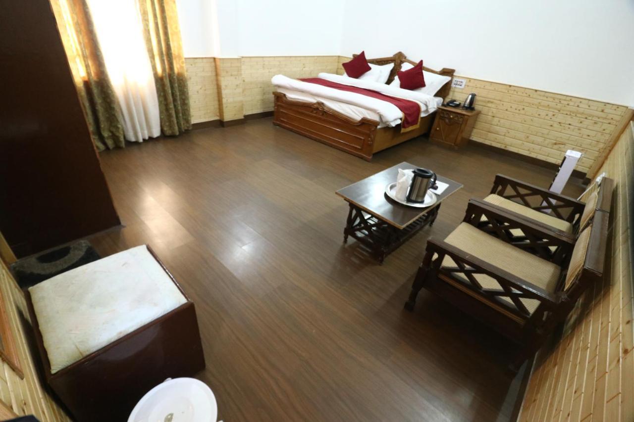 Hotel Royal Palace Kasol Exterior photo