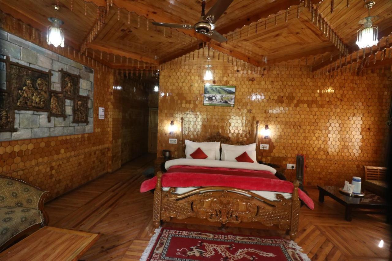 Hotel Royal Palace Kasol Exterior photo